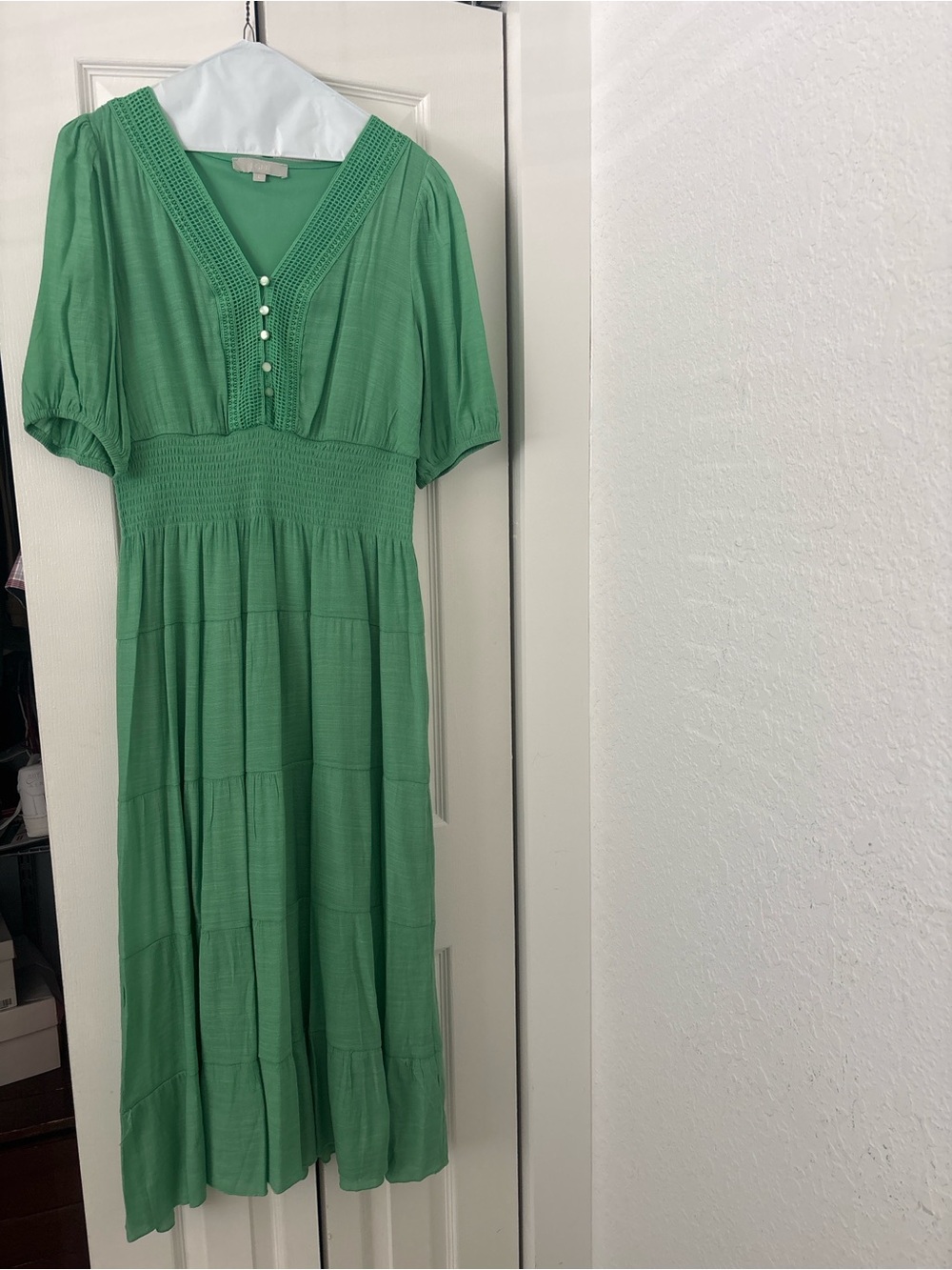 Green V-Neck Midi Dress with Smocked Waist